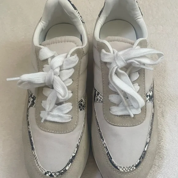 Athletic Sneakers Zara Platform Sneakers White FLATFORM SNEAKERS